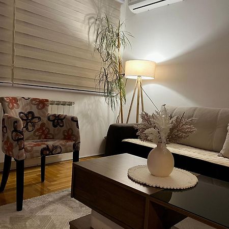 Apartman Manja Lukavica Exteriér fotografie
