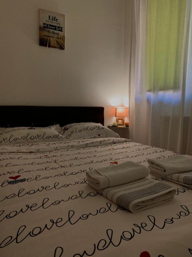 Apartman Manja Lukavica Exteriér fotografie
