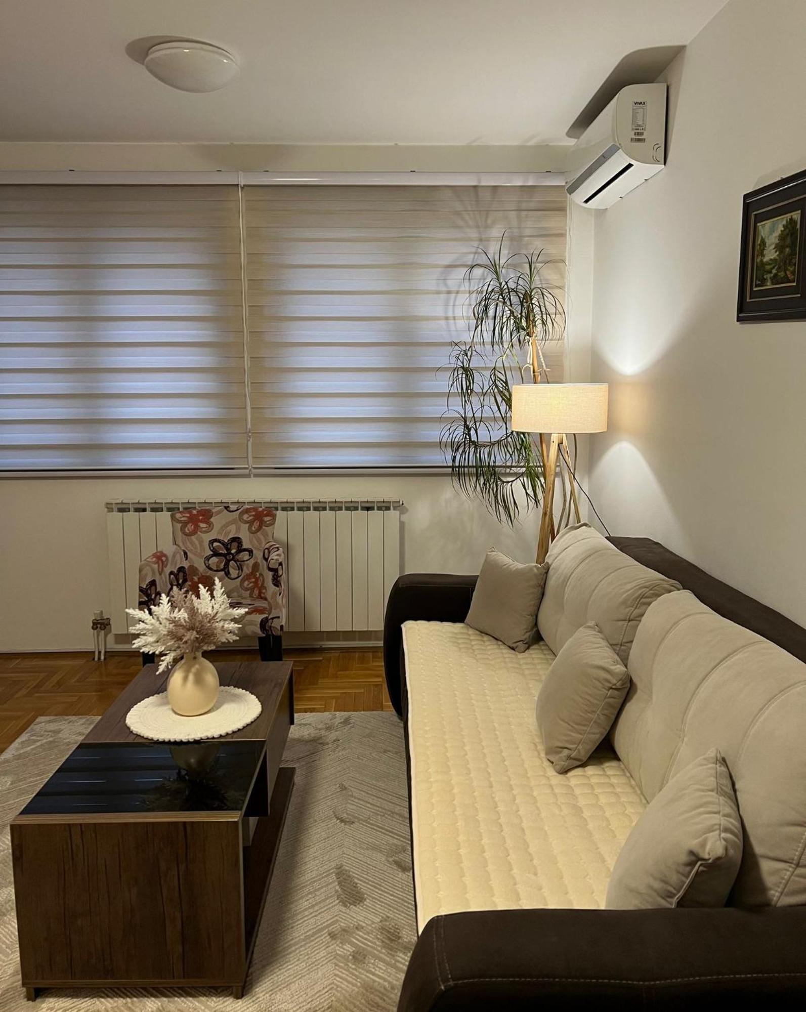 Apartman Manja Lukavica Exteriér fotografie