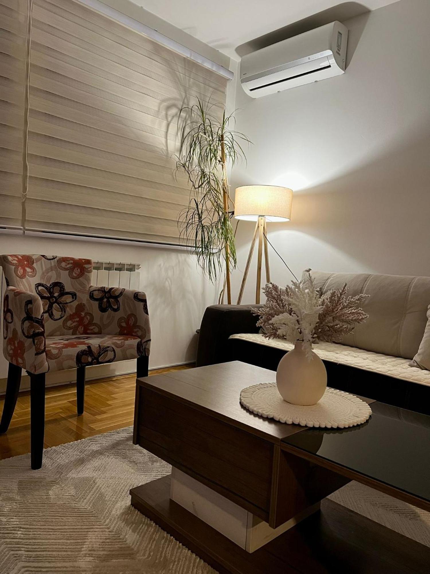 Apartman Manja Lukavica Exteriér fotografie